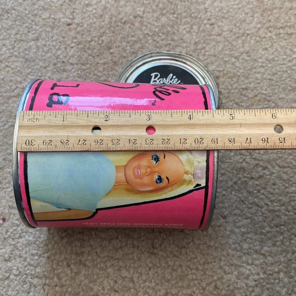 Stila Barbie metal/tin container